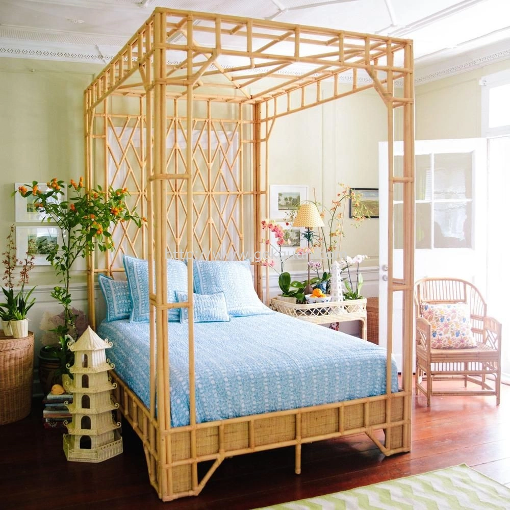 RDB 017 - RATTAN QUEEN & KING SIZE BED FRAME - CANOPY