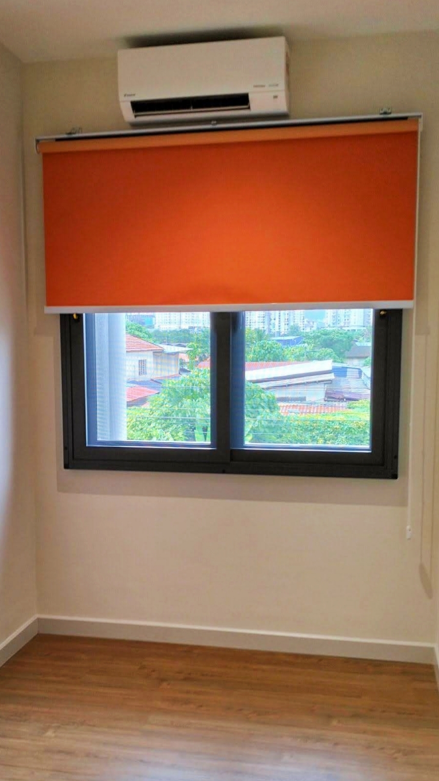  Roller Blinds