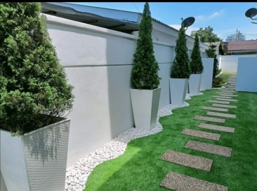 contemporary gardening