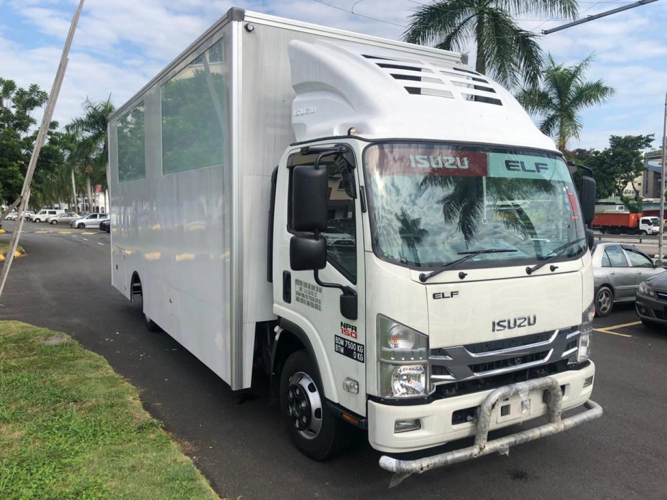 3 Ton Mobile Showroom