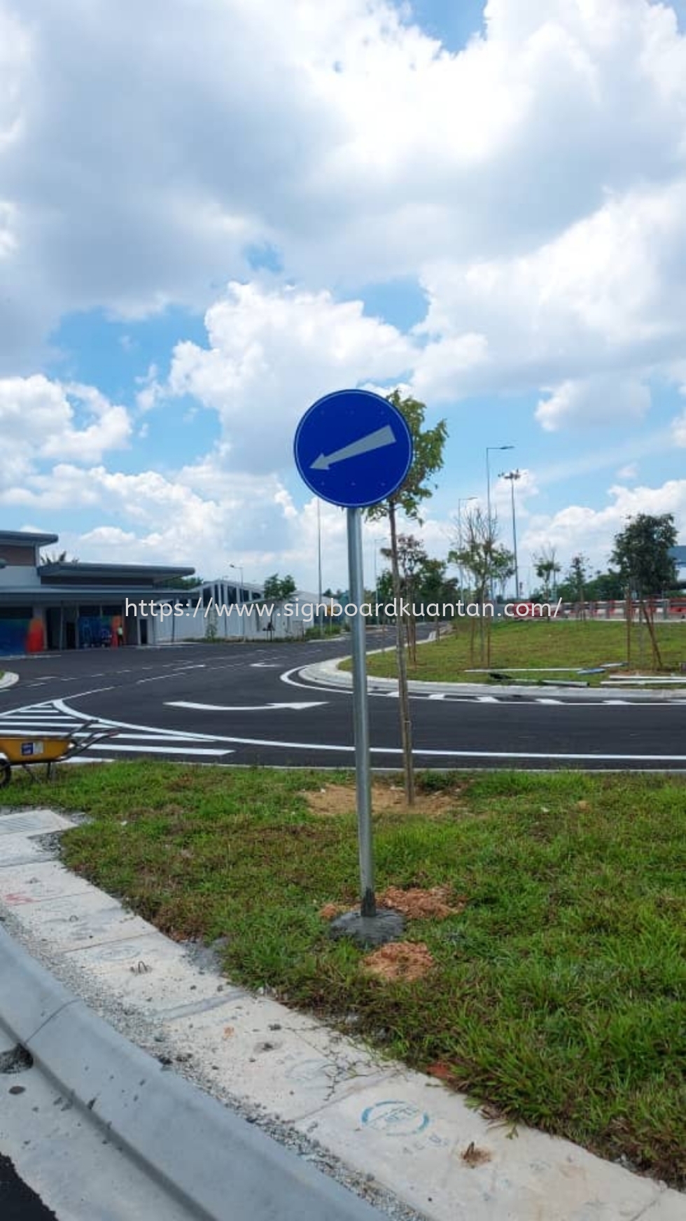 JKR DIRECTION STAND SIGNAGE AT KUANTAN