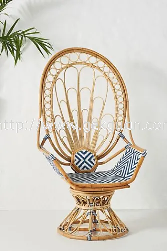 RATTAN PEACOCK CHAIR 