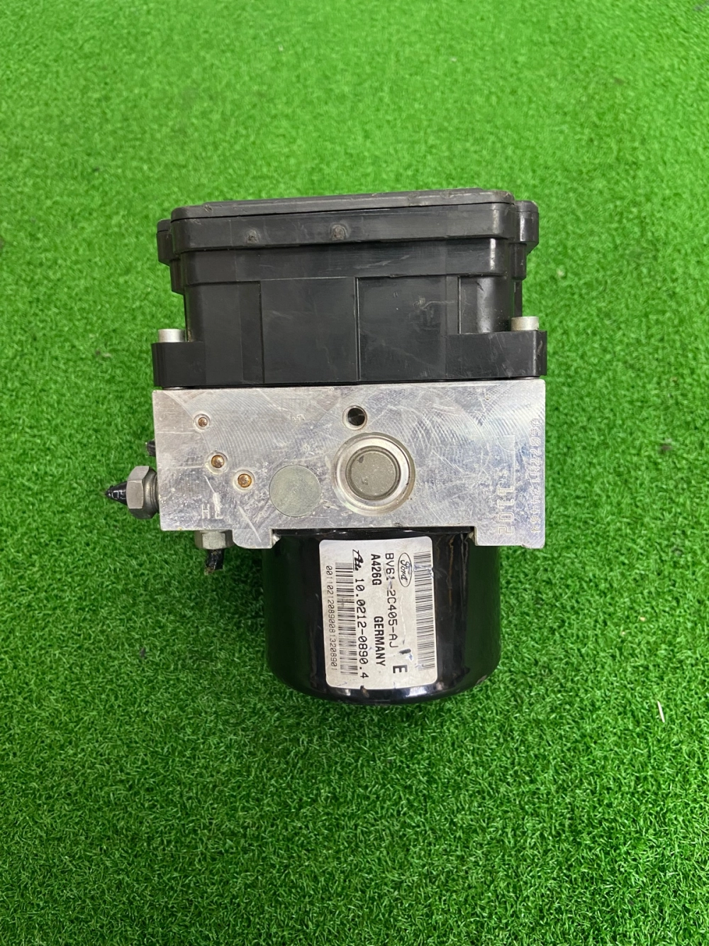 Ford Focus BV61-2C405-AJ Abs Pump Used