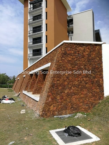 天然石材花岗岩外墙砌墙乱石 垒墙块石 挡墙石 园林景观砌墙石