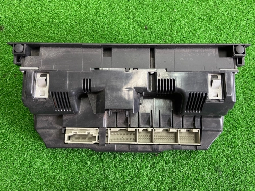 Audi Q7 Air Cond Switch 4LO 820 043 AE Used