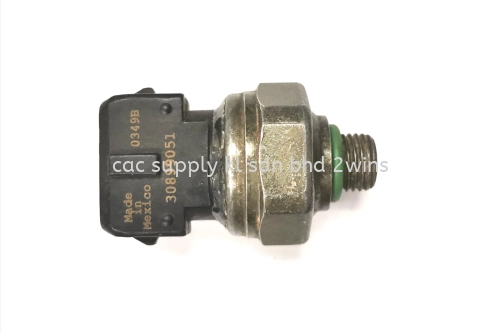 VOLVO S40 PRESSURE SWITCH 3PIN 