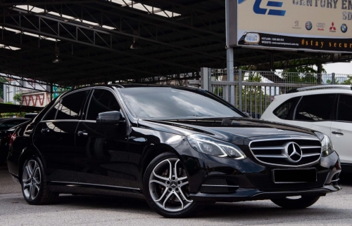 Mercedes-Benz E250 Avantgarde 2.0 (CKD)