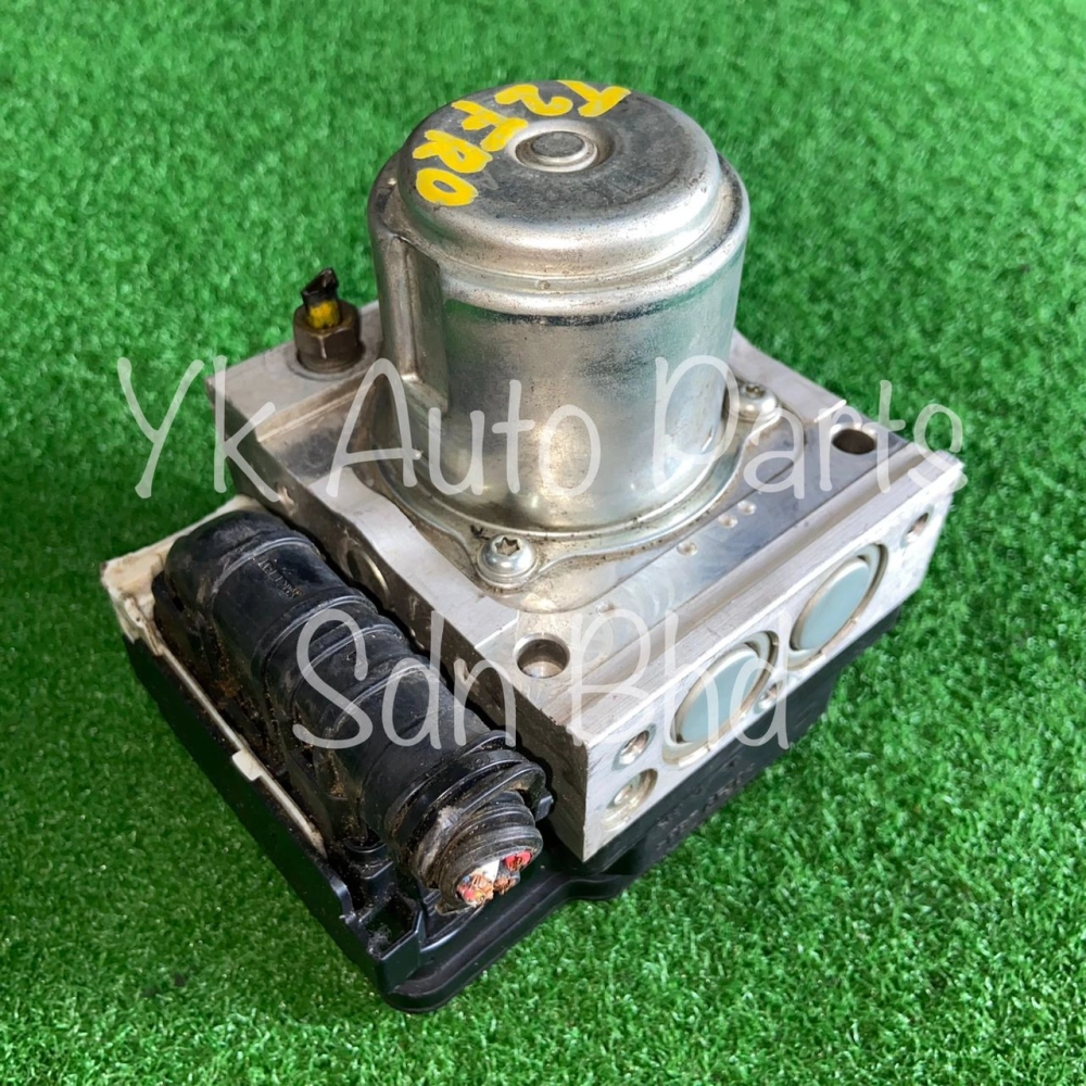 HONDA T2FRO ABS PUMP USED