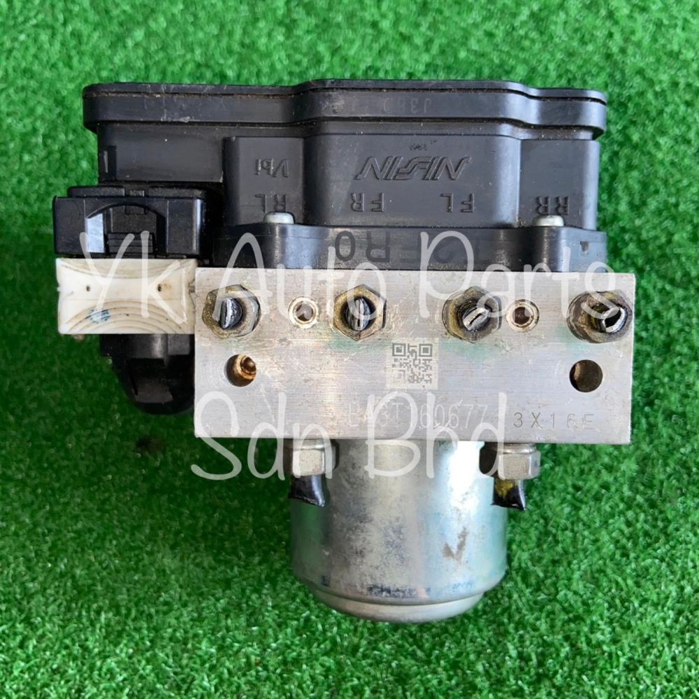 HONDA T2FRO ABS PUMP USED