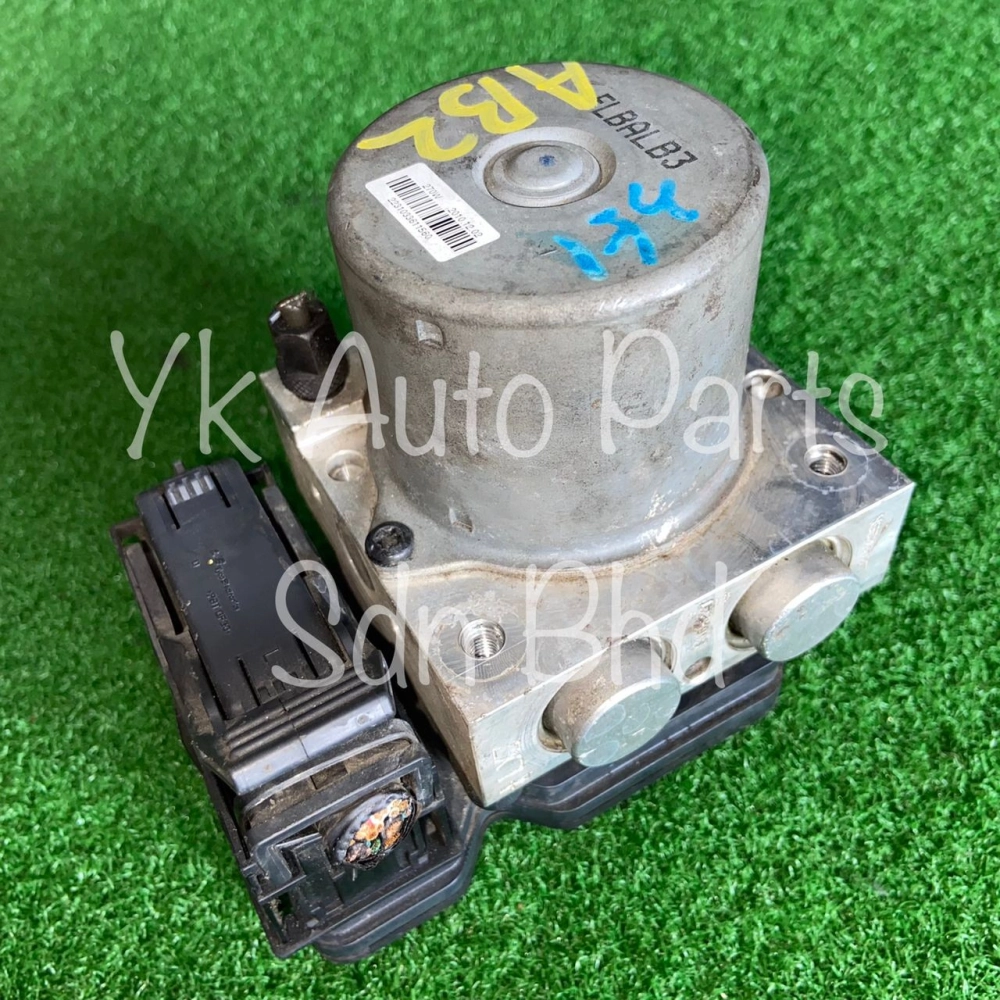 HYUNDAI STAREX AB2 ABS PUMP USED