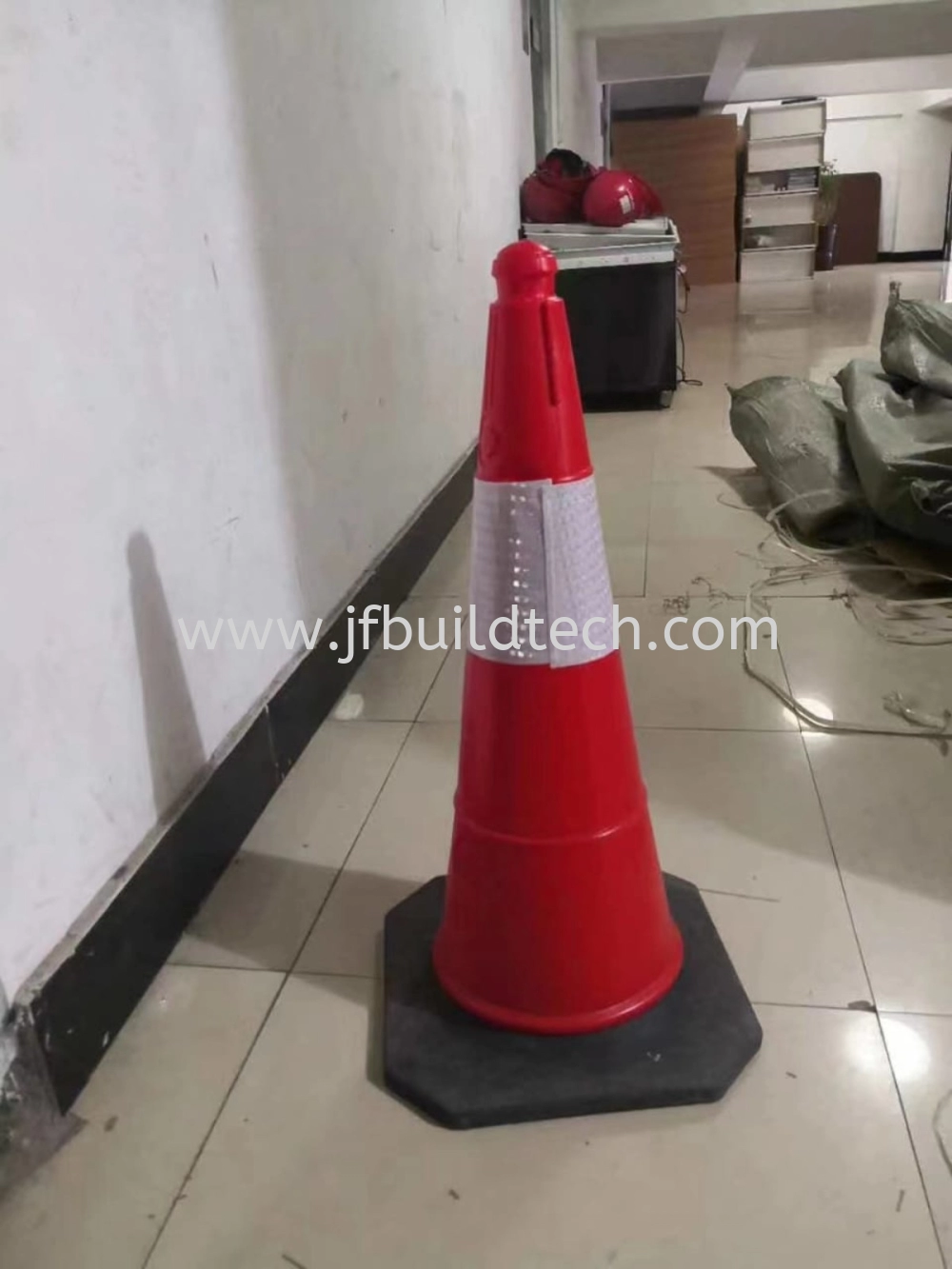 SAFETY CONE-75CM HDPE MATERIAL