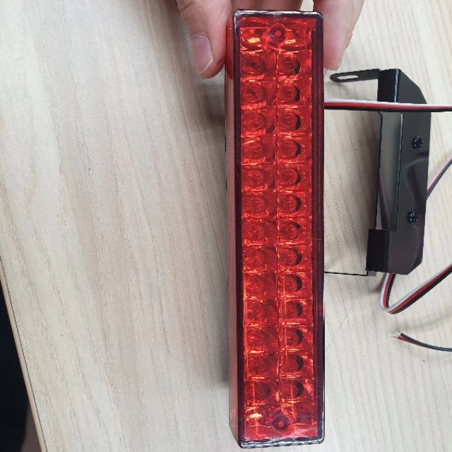 LED POST-BRAKE LIGHTS QR-8818B Red light