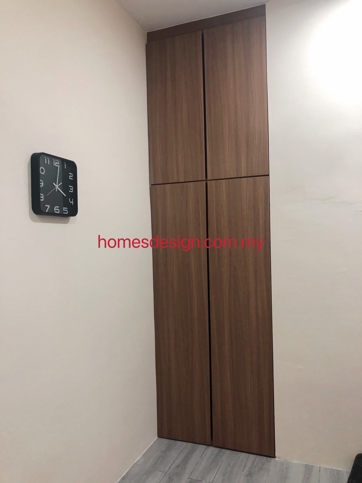 Singapore Wardrobe