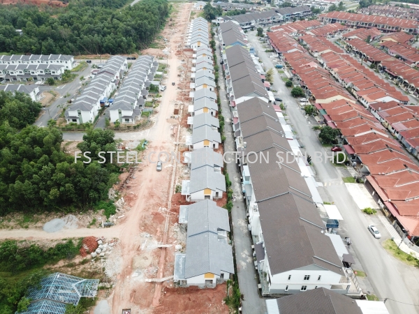 INSTALLATION LIGHTWEIGHT ROOF TRUSS Installation Lightweight Roof Truss For 24 Unit Semi-D House at Taman Indah Tampin Melaka, Malaysia Services | FS STEEL CONSTRUCTION SDN BHD