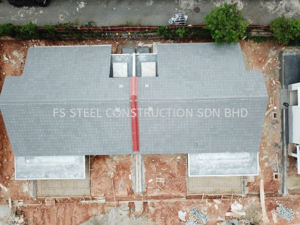 INSTALLATION LIGHTWEIGHT ROOF TRUSS Installation Lightweight Roof Truss For 24 Unit Semi-D House at Taman Indah Tampin Melaka, Malaysia Services | FS STEEL CONSTRUCTION SDN BHD