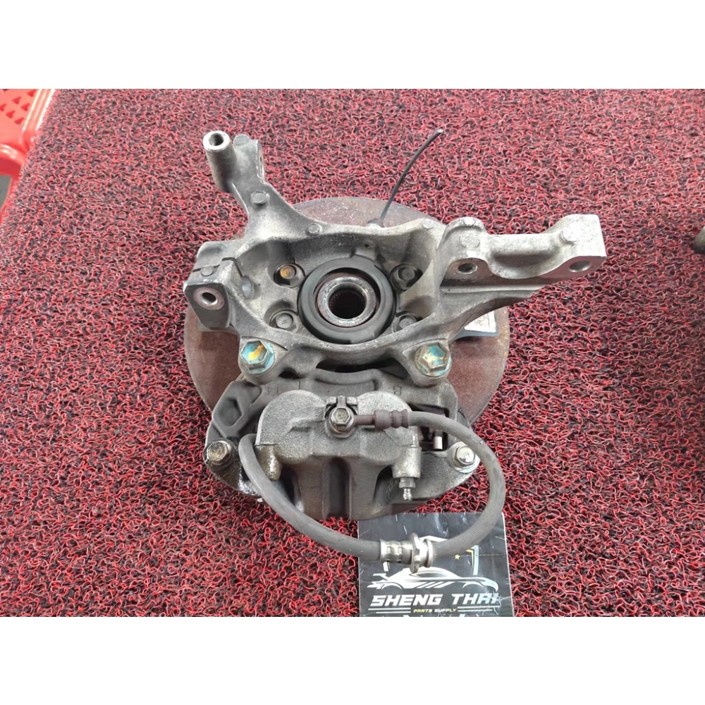 NISSAN TEANA J32 FRONT 2 POT DISC CALIPER BRAKE PUMP SET(NO WARRANTY SABAH DAN SARAWAK)