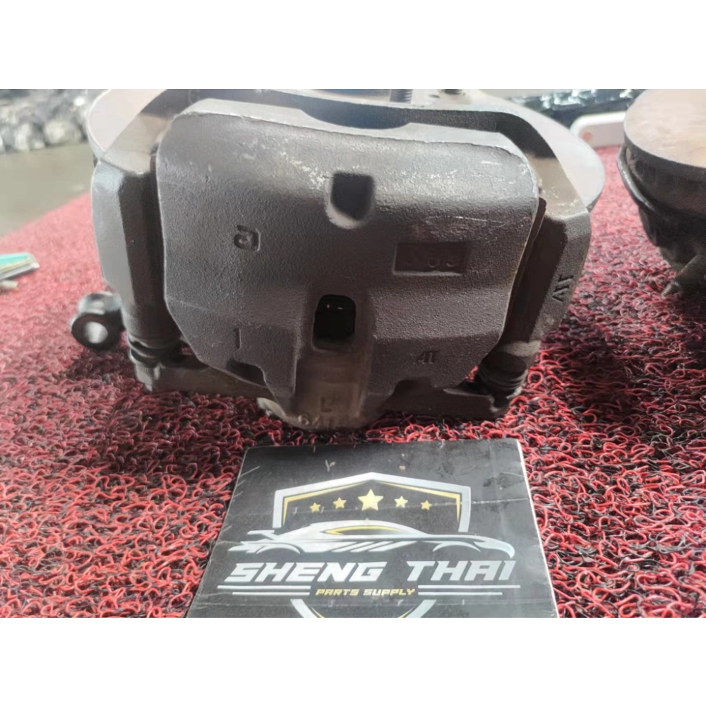 TOYOTA ESTIMA/CAMRY ACR50 FRONT DISC CALIPER SET(NO WARRANTY SABAH DAN SARAWAK)