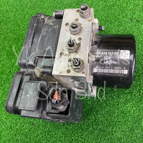 Volkswagen Audi Golf 2010 Abs Pump 1KO 614 517 DE Used