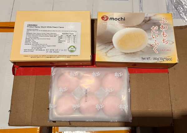 Ice Cream Mochi / Daifuku Peach Flavor (Halal Certified) 30g x 6pcs/box Dessert Products  Singapore Supplier, Distributor, Importer, Exporter | Arco Marketing Pte Ltd