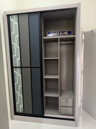 Wardrobe White Compartment 5' X 8' Beautiful Door Design deliver to Bandar Tasek Mutiara Penang