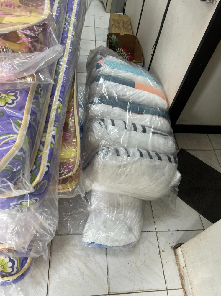 Single Foam Single Mattress Tilam Asrama Bujang dan Flower Pillow Murah Deliver to CBL Marketing Sdn Bhd Jalan Bukit Tambun Juru Seberang Perai Tengah Penang