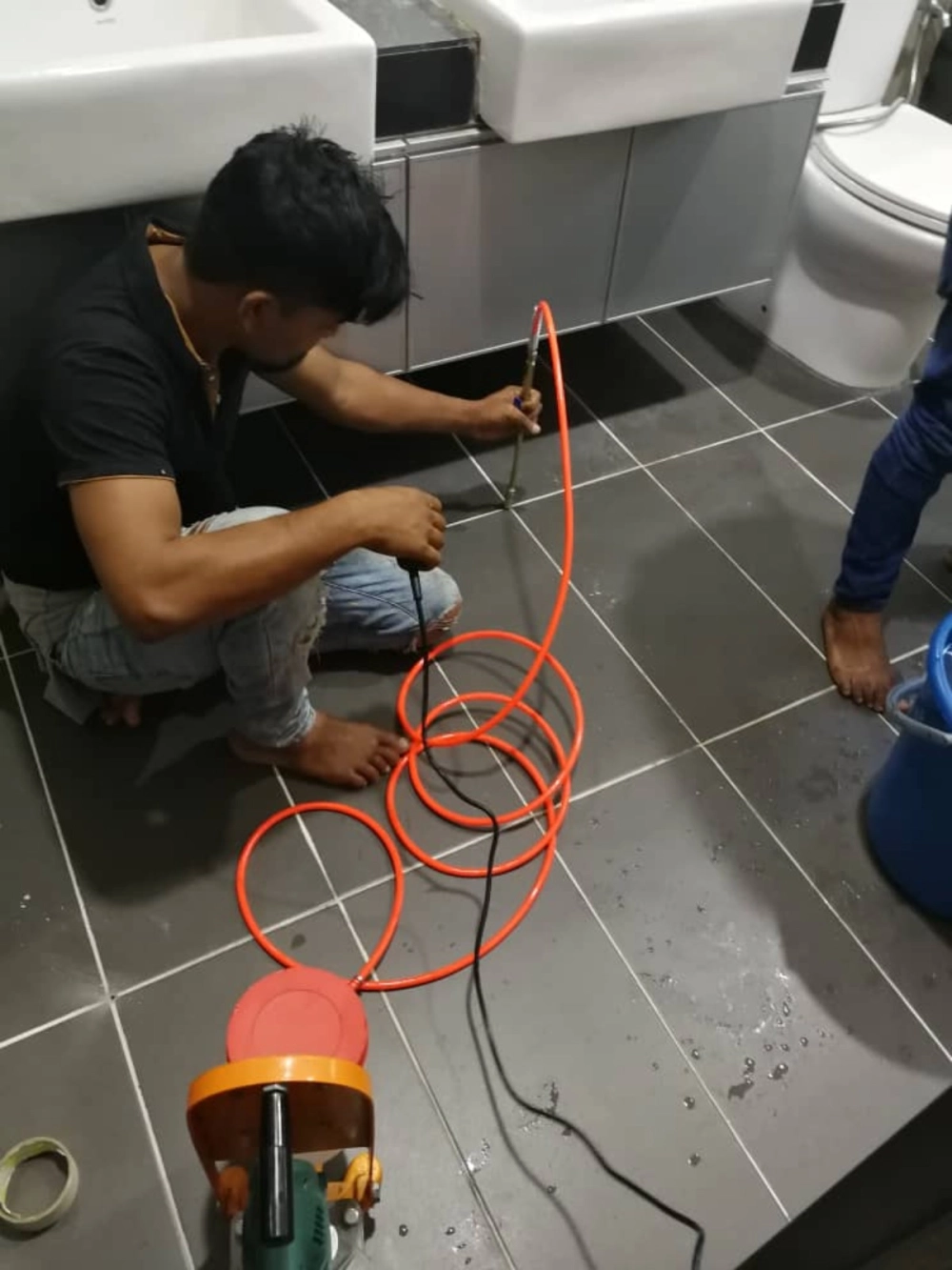 No Hacking Waterproofing Toilet Specialist In Kajang Now