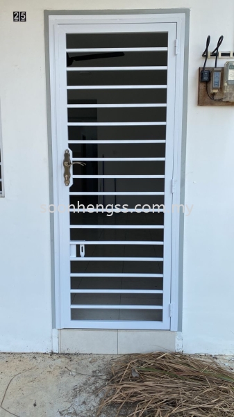  SINGLE DOOR METAL WORKS Johor Bahru (JB), Skudai, Malaysia Contractor, Manufacturer, Supplier, Supply | Soon Heng Stainless Steel & Renovation Works Sdn Bhd