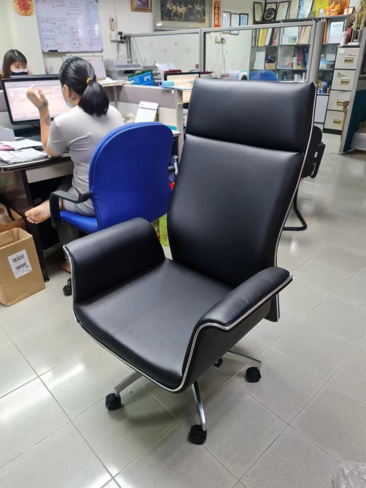 Leather Ergonomic Office Director Chair | Office Chair Penang