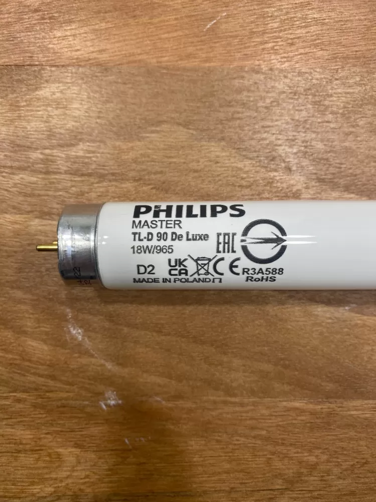 PHILIPS 18W/965 1150LM 6500K COOL DAYLIGHT 2FEET TLD T8 TUBE 928043596581