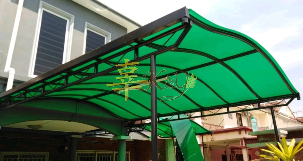 Mild Steel Polycarbonate Green Color (Nu Serials 3mm) Pergola Roof Awning with Metal Gutter- Frame 1 1/2 Inchi Round Hollow,Pillar 2 Inchi Round Hollow