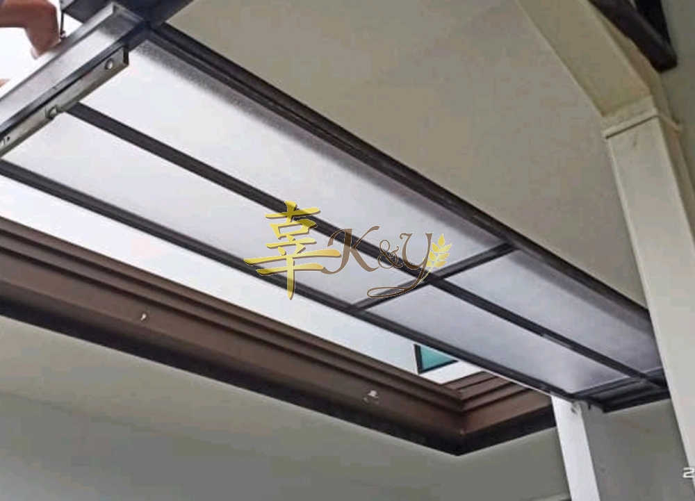 Mild Steel Polycarbonate Clear Color (Nu Serials 3mm) Skylight Awning - Frame Ms 1 1/2x1 1/2(1.2) Hollow 