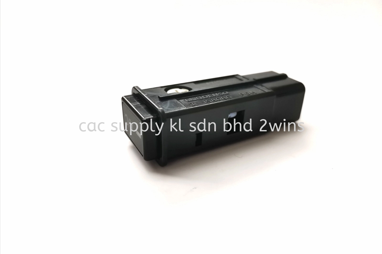 TOYOTA HILUX 166 AC SWITCH 5PIN - 2WINS 04610001