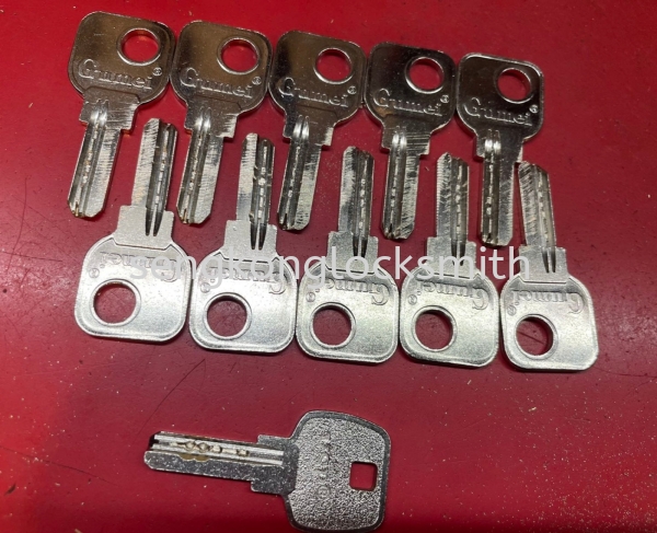 glass door key duplicate key Selangor, Malaysia, Kuala Lumpur (KL), Puchong Supplier, Suppliers, Supply, Supplies | Seng Kong Locksmith Enterprise