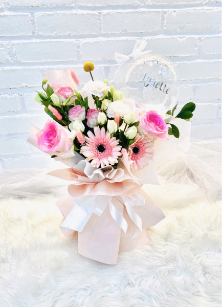 Feminine Daisies / Gerbera Bouquets -Fresh Flowers  Melaka Retailer, Services | BLISS FLORIST