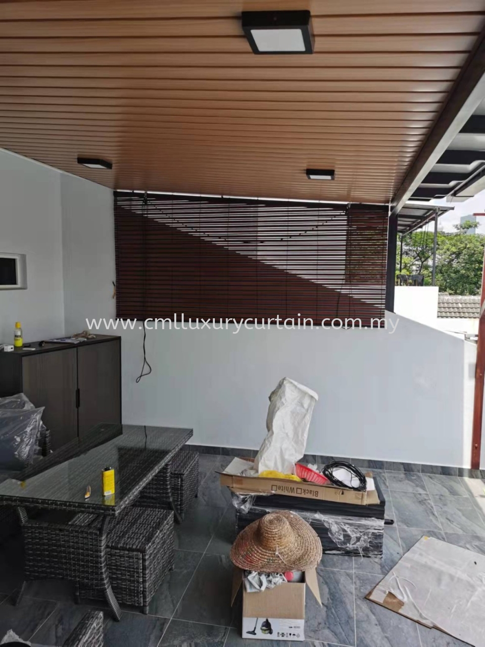 Outdoor Wooden Blind