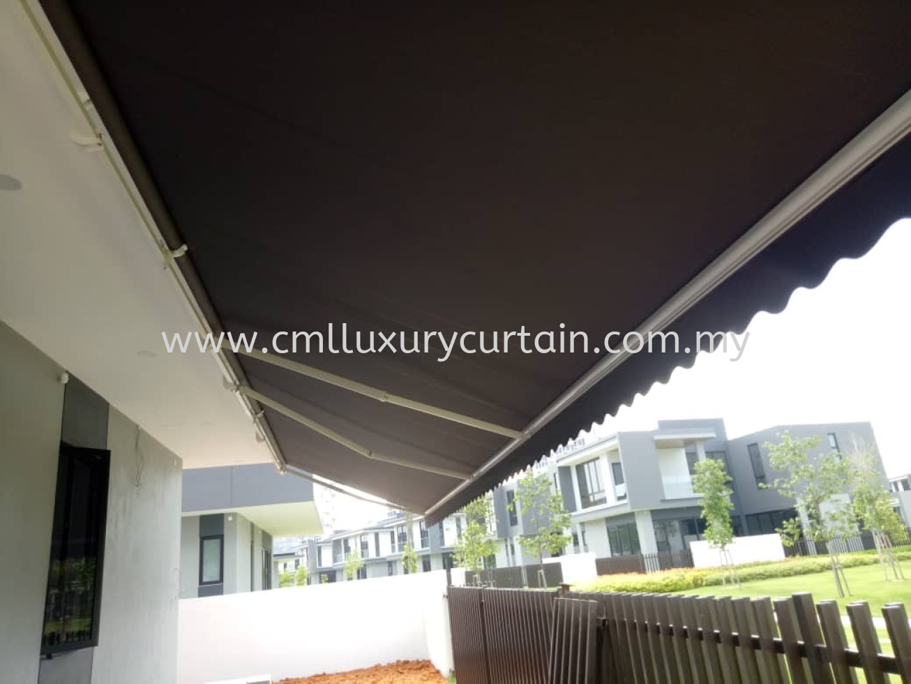 Retractable Awning