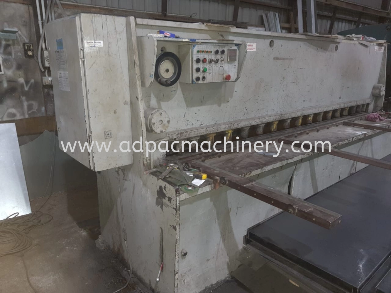 Used Hydraulic Shearing Machine / Cutting Machine 