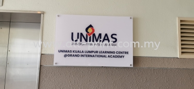 UNIMAS Subang Square- Acrylic Signage