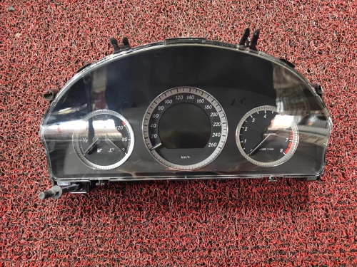 MERCEDES BENZ C-CLASS C250 CGI 1.8CC SPEEDOMETER CLUSTER METER 