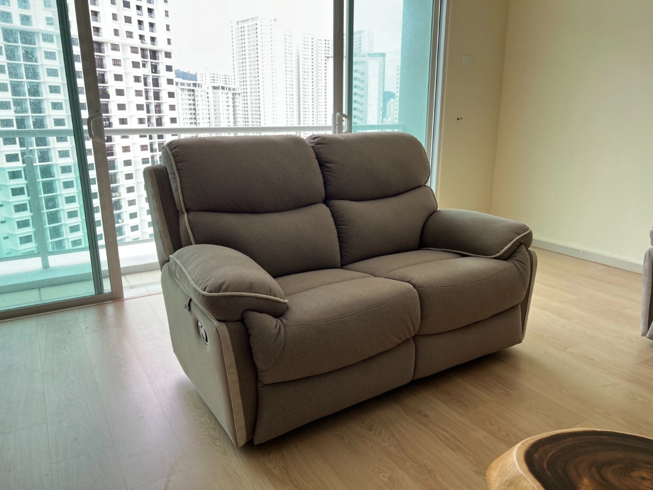 2 and 3 Seater Recliner Sofa Deliver to Zan Pavillion Lintang Sungai Ara Penang