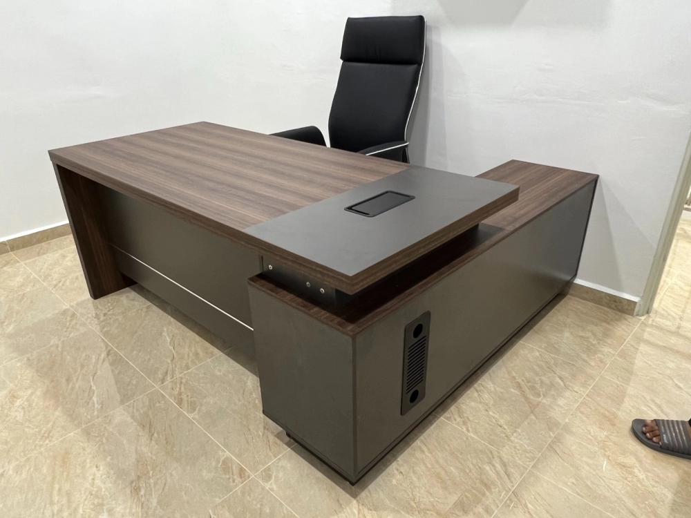 Leather Ergonomic Office Director Chair | Office Chair Penang