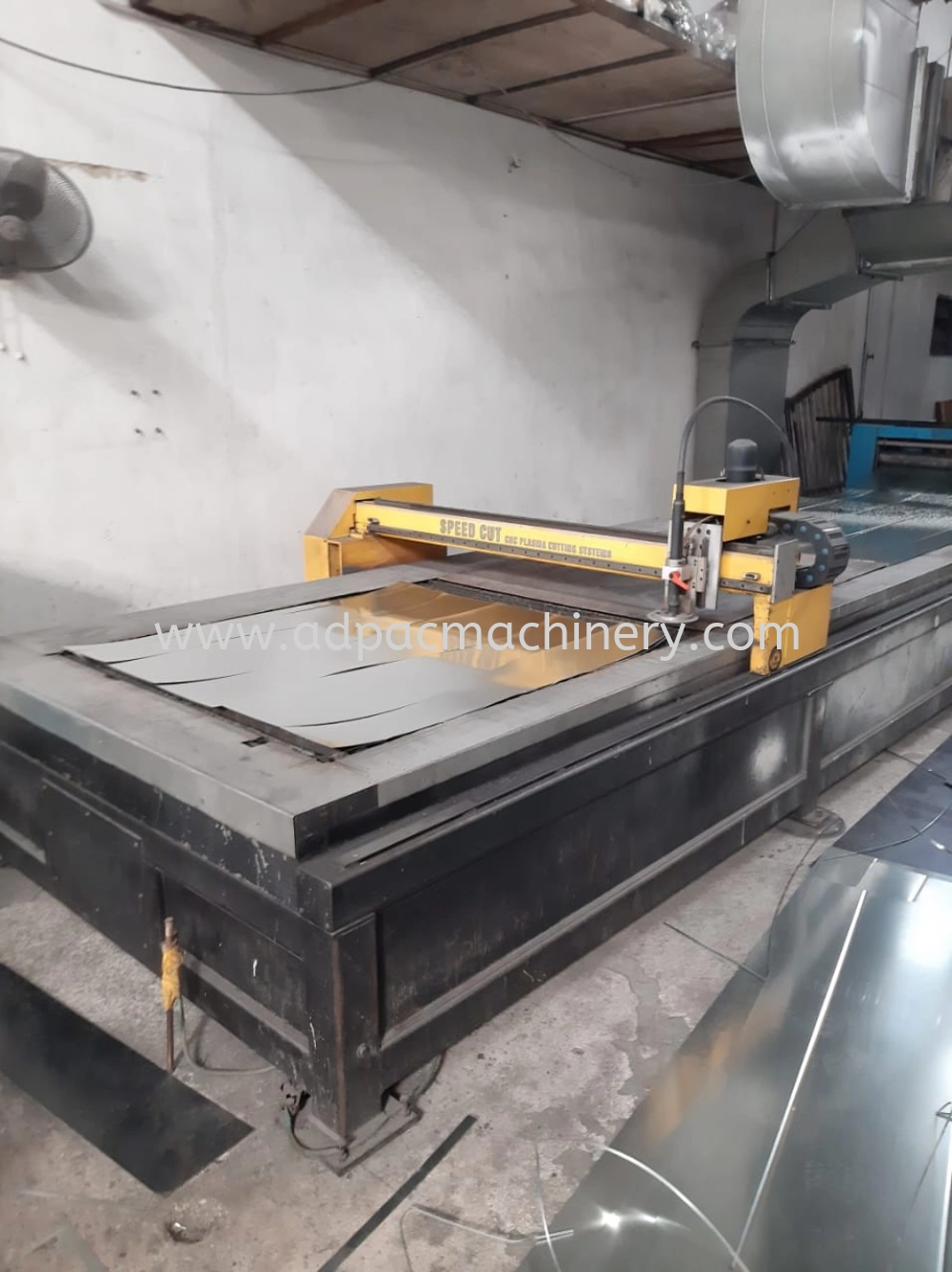 Used CNC Plasma Cutting Machine, Hypertherm Plasma Source