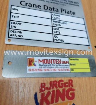 Mechine data plate with color print