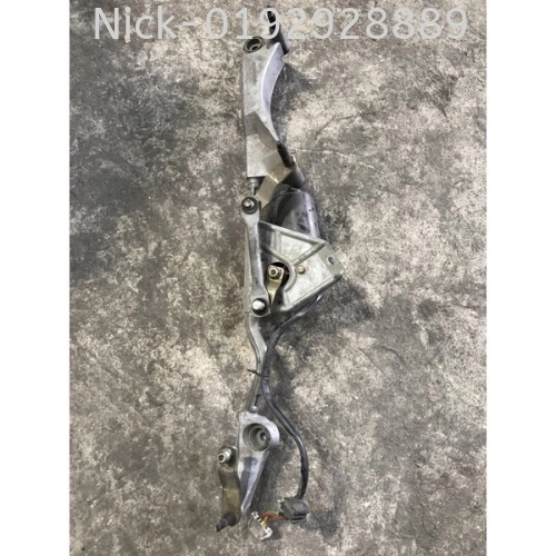 MERCEDES W203 FRONT WIPER LINKAGE WITH MOTOR