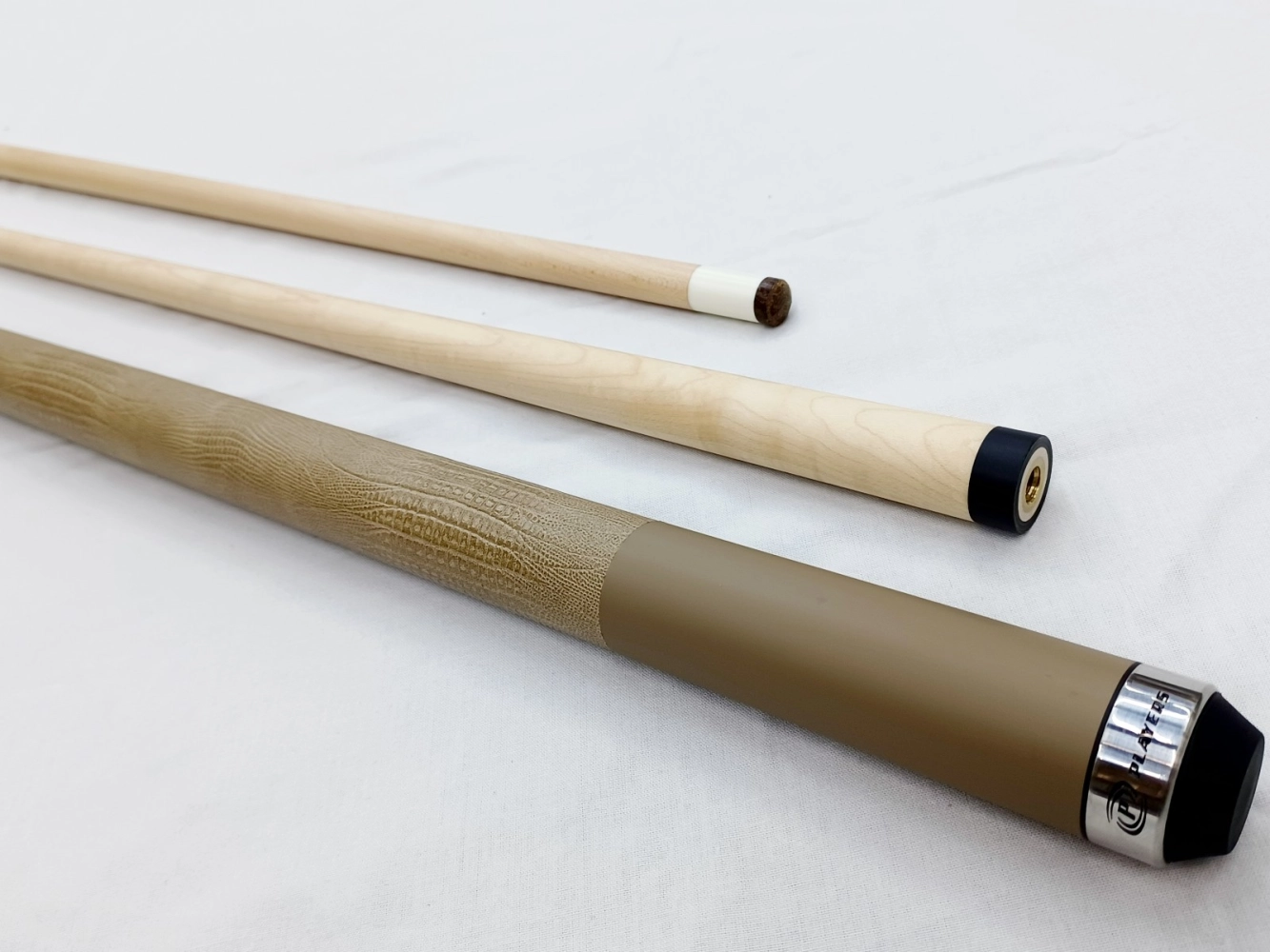 PLAYERS POOL CUE -C-709