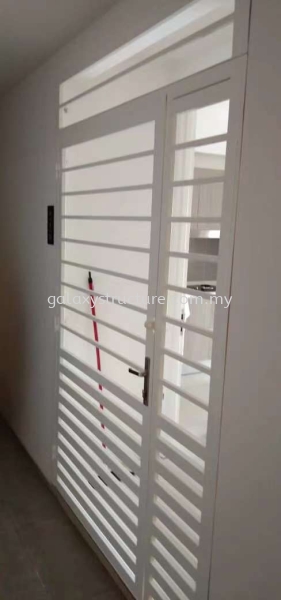 To Fabrication and Install new Powder Coated Door Grille with Handle Lock - Jalan Bayu Impian 10/Ks9, Kota Bayuemas, 41200 Klang. Pintu Grill Selangor, Malaysia, Kuala Lumpur (KL), Shah Alam Supplier, Suppliers, Supply, Supplies | GALAXY STRUCTURE & ENGINEERING SDN BHD