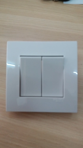 SCHNEIDER VIVACE WHITE SWITCH 