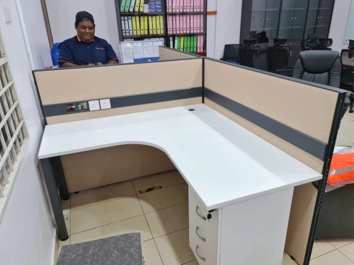 Office Table Penang Best for Workstation Space and Table Partition 