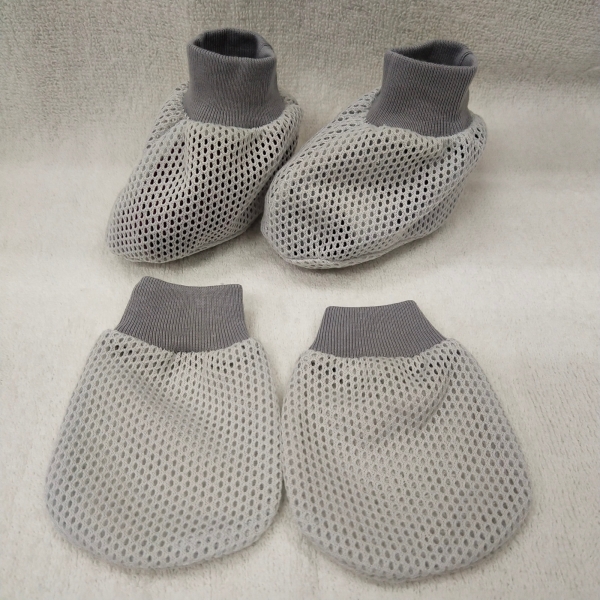 Eyelet Mittens & Booties (BM-101) Mittens & Booties Apparel Malaysia, Kuala Lumpur (KL), Selangor, Cheras Supplier, Suppliers, Supply, Supplies | Ban Hong Import & Export Sdn Bhd