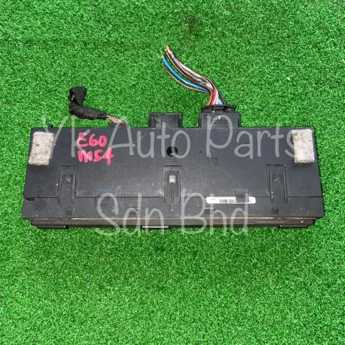 BMW E60 525I 530I 550I 545I 04-07 CENTER CONSOLE SWITCH 6952471 USED